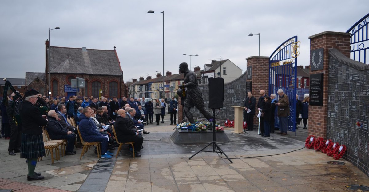 Richie Gillham (@rwgbluenose) on Twitter photo <a href="/Everton/">Everton</a> <a href="/EvertonHeritage/">Everton FC Heritage Society</a> will Friday's (11th November) Annual Armistice Day Service at 11am at the Memorial Gates by the Dixie Dean statue at the Park End of Goodison Park.Β <a href="/ToffeesTri/">Tri-Service Toffees</a> <a href="/BritishArmy/">British Army π¬π§</a> <a href="/RoyalNavy/">Royal Navy</a> <a href="/RoyalAirForce/">Royal Air Force</a> <a href="/Everton/">Everton</a> <a href="/EvertonHeritage/">Everton FC Heritage Society</a> will Friday's (11th November) Annual Armistice Day Service at 11am at the Memorial Gates by the Dixie Dean statue at the Park End of Goodison Park.Β <a href="/ToffeesTri/">Tri-Service Toffees</a> <a href="/BritishArmy/">British Army π¬π§</a> <a href="/RoyalNavy/">Royal Navy</a> <a href="/RoyalAirForce/">Royal Air Force</a>