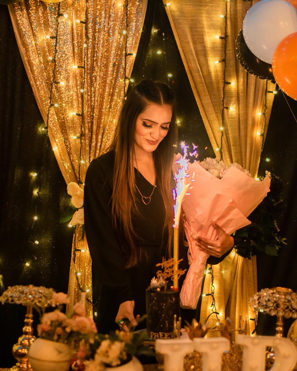 preet_ali's tweet photo. Birthday bash #celebrate https://t.co/tKEKQ16pMX