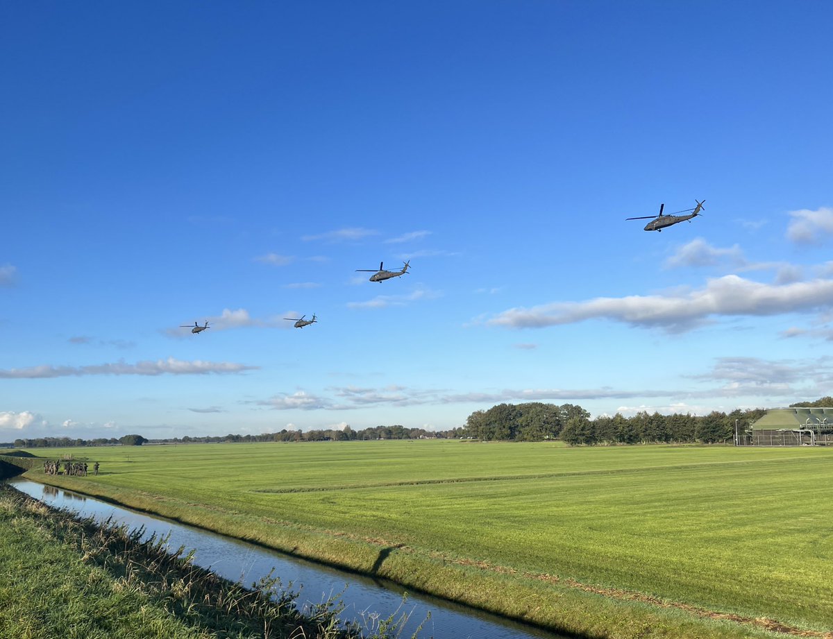 rubenoosterman_'s tweet photo. @AN5212 Operating overhead, supporting exercise #FalconAutumn https://t.co/uzwNJXbjnC