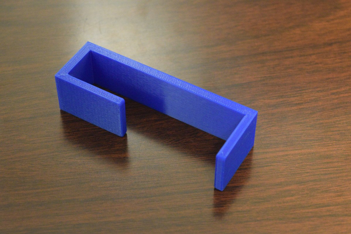 funpircom's tweet photo. 🎁FREE🎁 Printable Under-Desk Headphone Rest ➡️https://t.co/irJWUb3kMZ

#headphone #3dprint #3dprinter #funpir #3dyazıcı #3dmodel #gamer #game https://t.co/jKvvBmb9IX