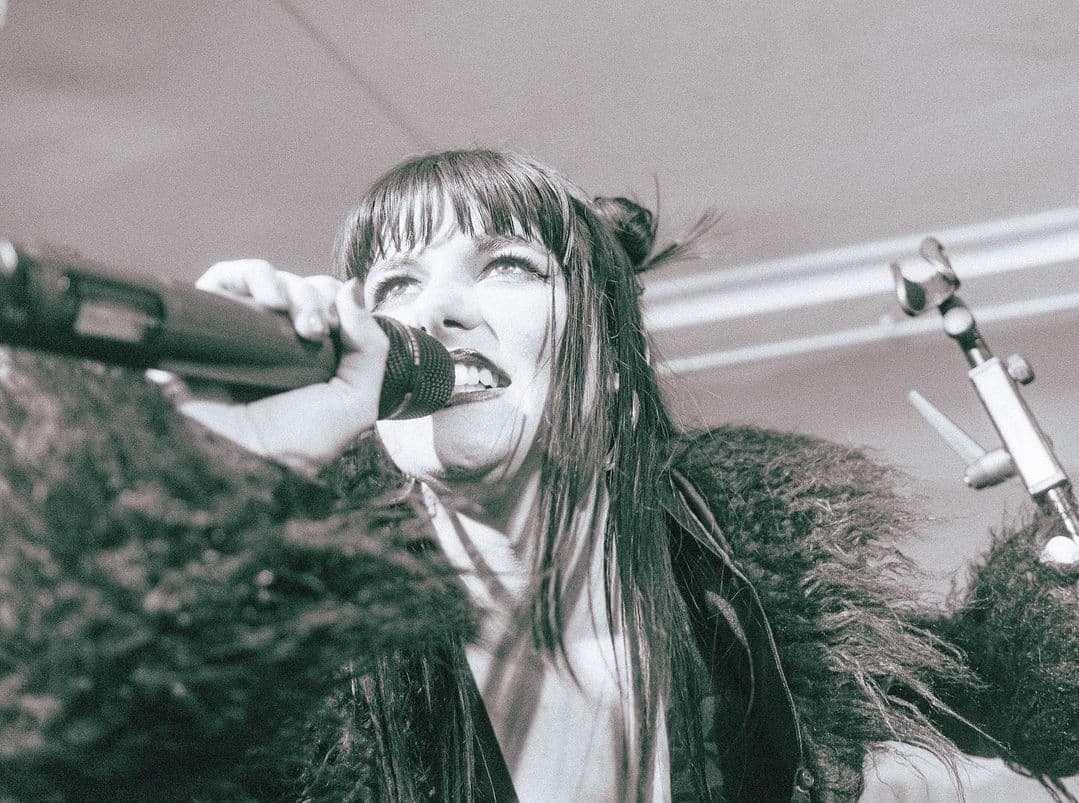 GIG PICK OF THE WEEK: <a href="/wearemanchester/">Wearemanchester</a> are back! This time taking their November show to Salford’s <a href="/EagleInnSalford/">The Eagle Inn</a> tonight. Performances come from Manchester’s queen of sassy rock <a href="/DollieDemi/">Dollie Demi</a> and London outfit Shooting Galleries.

manchesterwire.co.uk/guide/manchest…