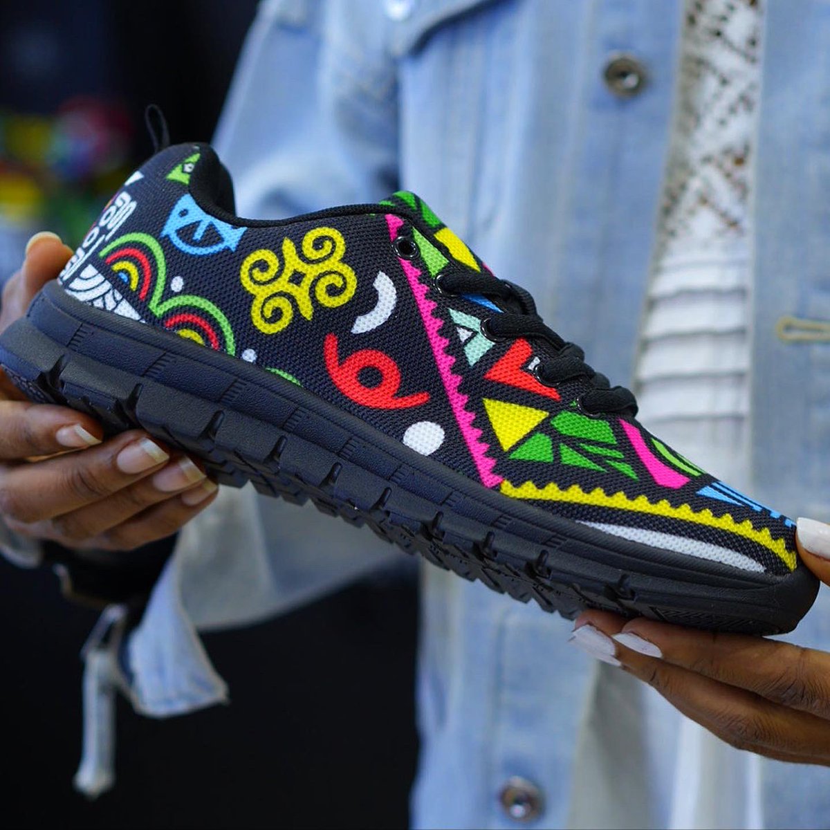 footwox's tweet photo. Stay vibrant https://t.co/VO1YUv33J3