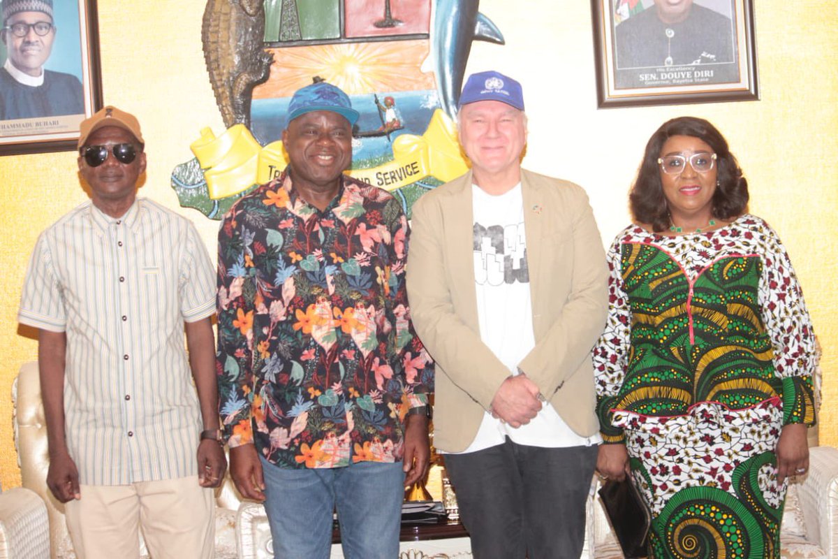 govdouyediri's tweet photo. Today, I hosted Mr. Matthias Schmale, UN Resident and Humanitarian Coordinator in Nigeria &amp; his team at Government House, Yenagoa as part of their emergency response to the ravaging flood in the State. I was touched when he described the situation as a crisis of major proportion. https://t.co/qtjqCbftqf