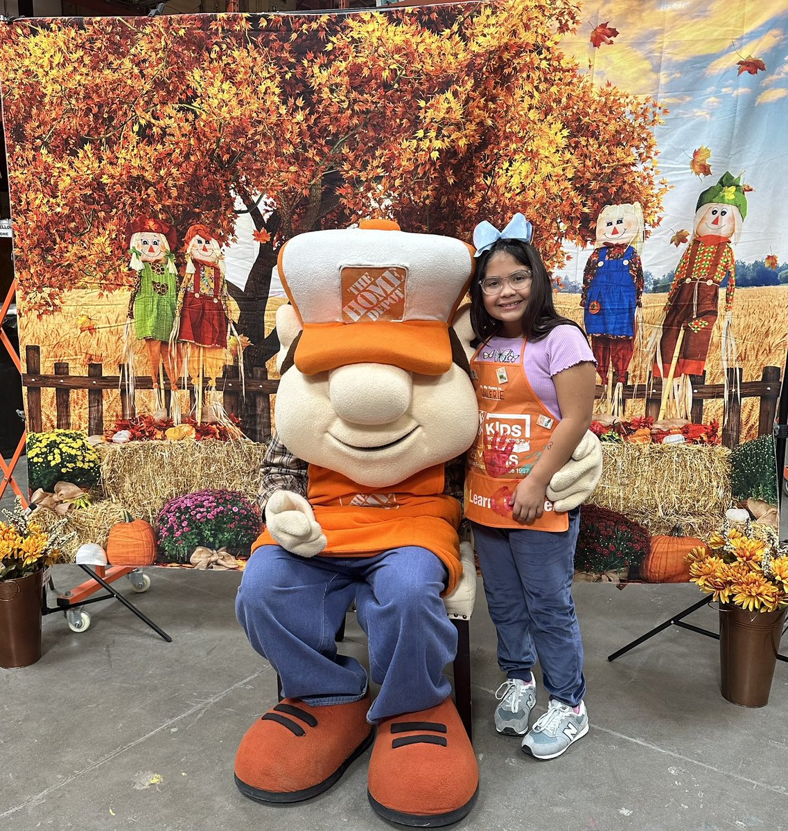 My little girl loves coming to Home Depot’s Kids’Workshop every first Saturday of the month because we know <a href="/Brian_E_Bridges/">Brian Bridges</a> is going to make it special! #teamdepot #kidsworkshop #eulesshomedepot