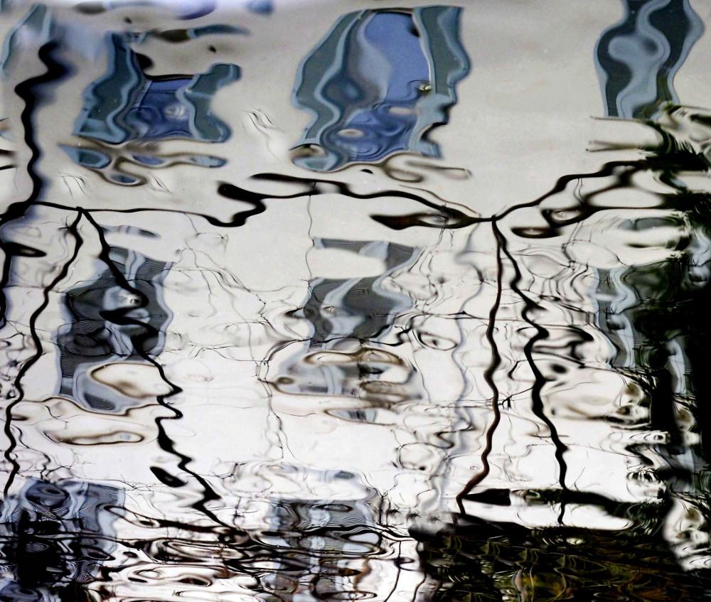 Enza De Paolis, "Angoscia", 100x70, 2020, stampa fotografica
⁠
#artecontemporanea #photooftheday #arteitaliana #enciclopediadarte #artistsupport #artwork #photography #artoftheday #gallery #contemporaryart #abstract #picoftheday #artsy #art #craft #italianart #water #reflecion