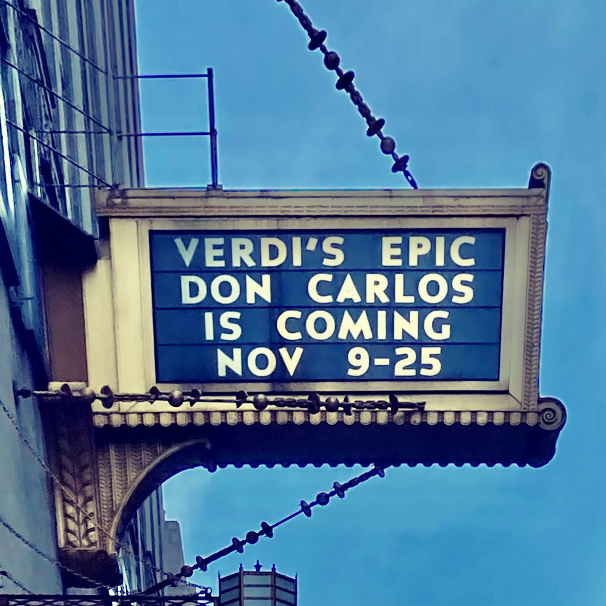 EnriqueMazzola's tweet photo. Today at 2pm at @LyricOpera the #dressrehearsal ( #provagenerale) of our really #epic Verdi’s #DonCarlos 🙌🏼 after so many rehearsals, the very first time we do a really #runthrough of the entire 5 acts opera 😅💪🏼 tanta forza a tutti!!! 😜😝
.
.
@AskonasHolt @PSMusicBerlin https://t.co/os4vlk4KS0