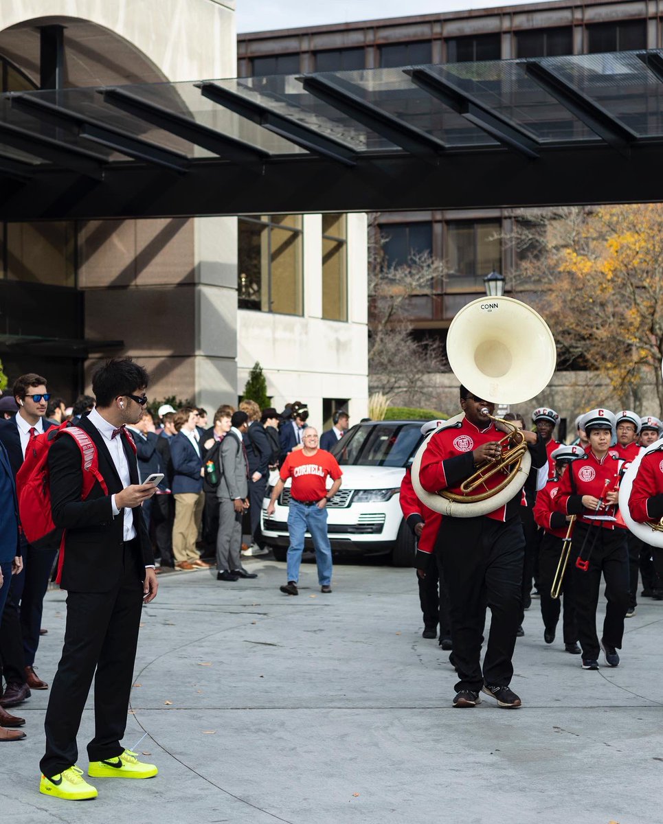 SCHOELLKOPF MARCH 

#YellCornell 🐻