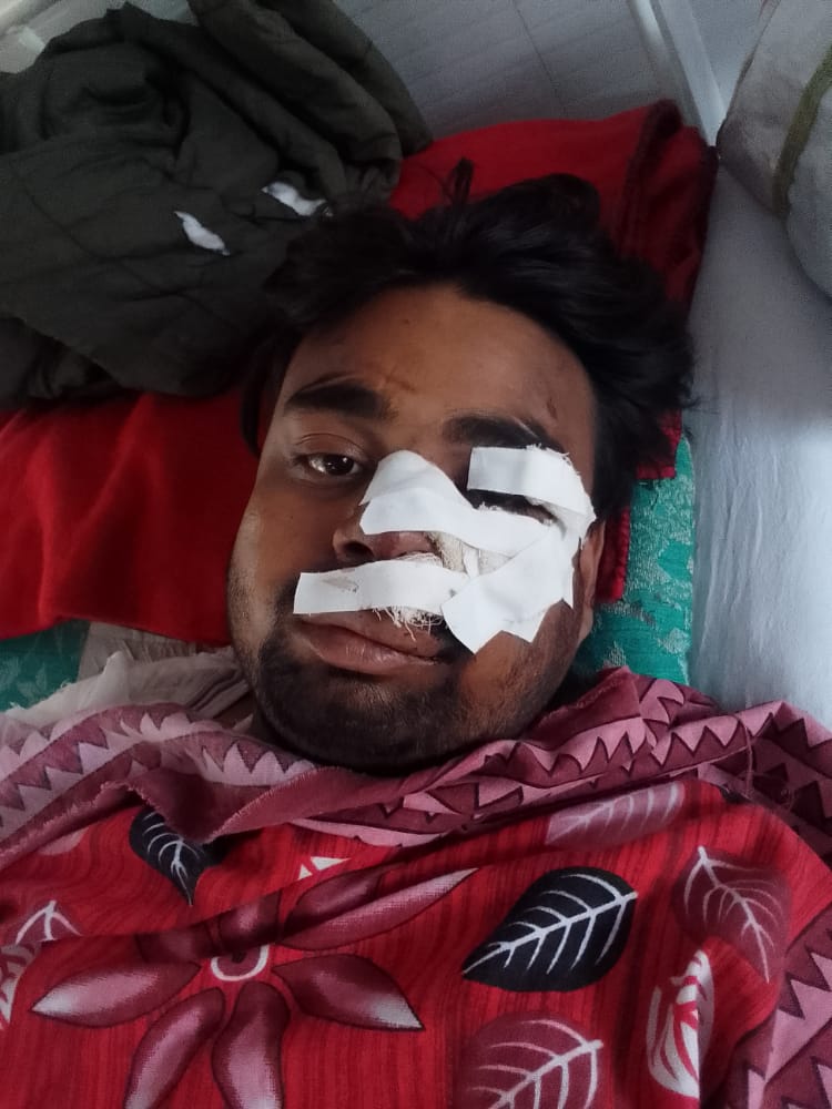 comrade_vivek's tweet photo. @bokaropolice @JharkhandPolice @SAILBSL2 @BokaroSP @BokaroDc @JharkhandCMO
आज 11 दिन पूरे हो गए मैं अभी भी अपाहिज की तरह अस्पताल में पड़ा हूं और यहां पुलिस प्रशासन द्वारा करवाही आगे नहीं बढ़ाई जा रही है ।
आपसे अनुरोध है कृपया इस मामले में संज्ञान ले एवं करवाई करें। 🙏 https://t.co/KvCKQOSHkw