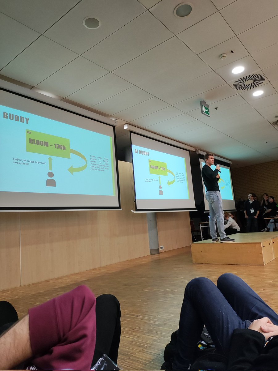 gil_tomasz's tweet photo. The first edition of #AKAICode hackathon is coming to a close - it was super excitng to see 30+ project ideas evolve and to be able to help push some of them forward. 🚀

Already looking forward to the next edition! @akai_pp https://t.co/n7D1yj1Xsy