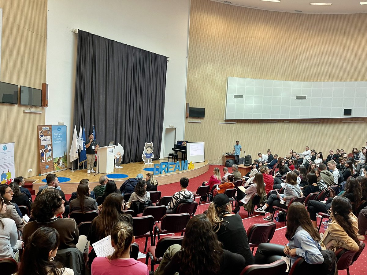NeilBuen's tweet photo. ☁️✅Evangelizing Salesforce in Kosovo 🇽🇰

Thank you for having me @QHoxha89 @MariloMeta. It's always a pleasure visiting the Balkans. Congrats to the team behind the successful Dreamin in Kosovo 2022!! 🎉🎉 #salesforceMVP https://t.co/6NZUw02Ym9
