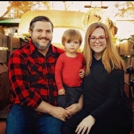 I'm a mom, wife, and former evangelical who is tired of hypocrites and fear-mongers who treat the Bible like a 'choose your own adventure.' I support @JonesForAR. #IamtheRadicalLeft #arpx