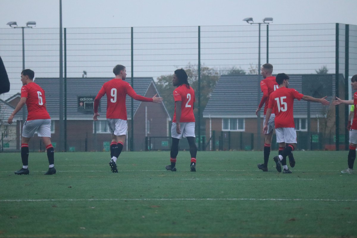 SPaddockFC's tweet image. FT Paddock 3-1 St Helens

What a game!

Thank you to everyone for tuning to the commentary, unbelievable reception!

#UTP