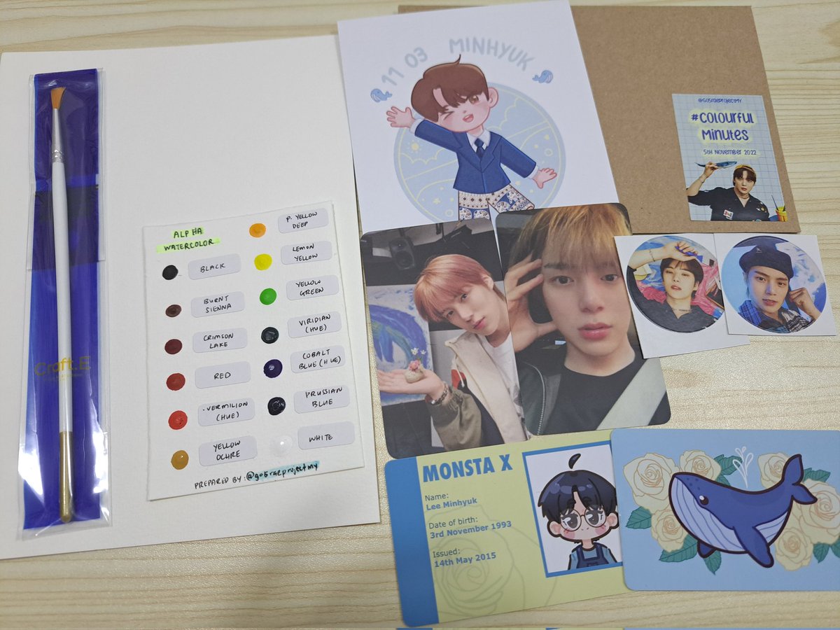 go5raeprojectMY's tweet photo. Freebies~
Art kit hand-prepared by yours truly
ID card artwork by @kiwisrebellion
Fanart print artwork by @HeartbeatQy

#ColourfulMinutes https://t.co/s22vPe6wGx