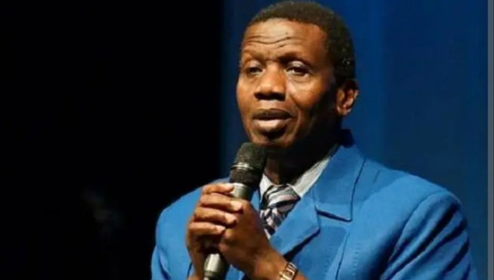 Mindset_Post's tweet image. Naira now is not even worth the paper it is printed on. While people are hungry, trying to find enough money to buy bread to eat, our bosses are thinking of making the naira more beautiful

~Pastor Adeboye