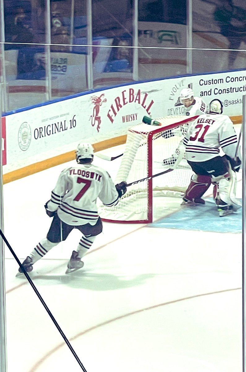 Lisa Longball tweet media