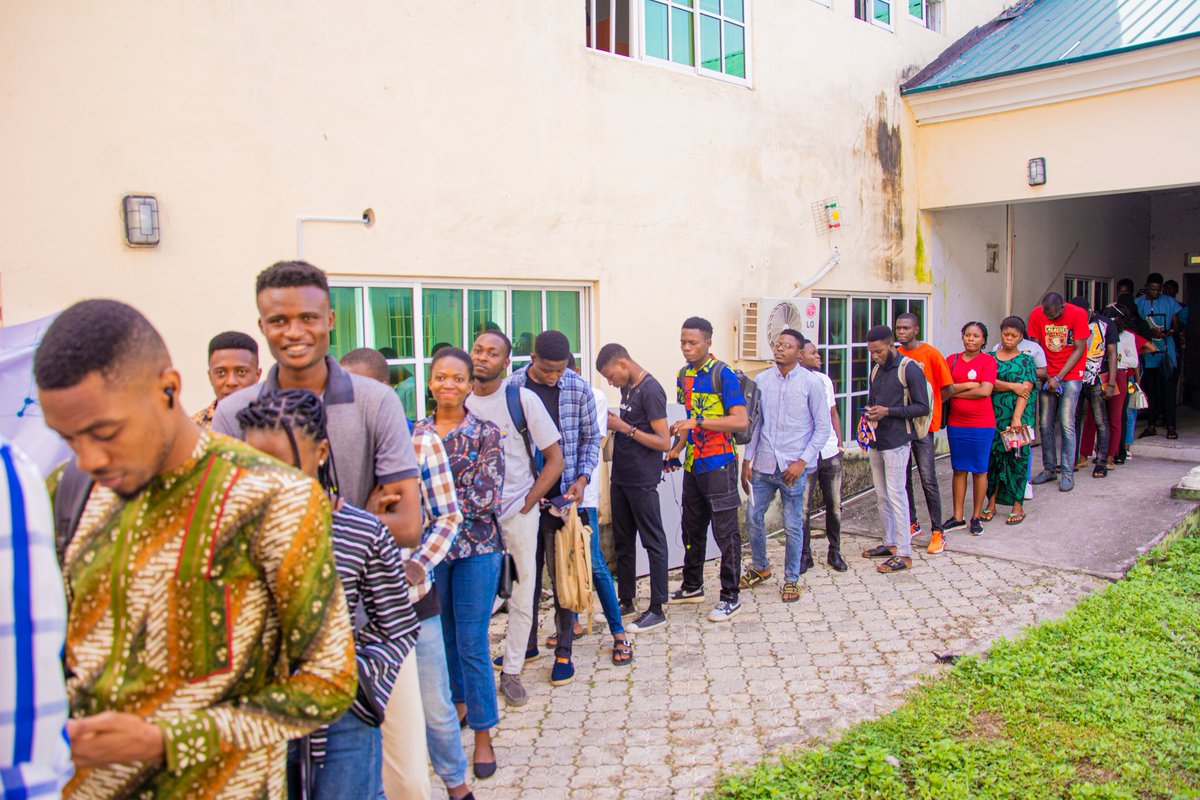 GDGMakurdi's tweet photo. Set, Action!
Moments from #DevFestMakurdi so far!
#DevFest #DevFest2022 https://t.co/WOPD6Q8ctm
