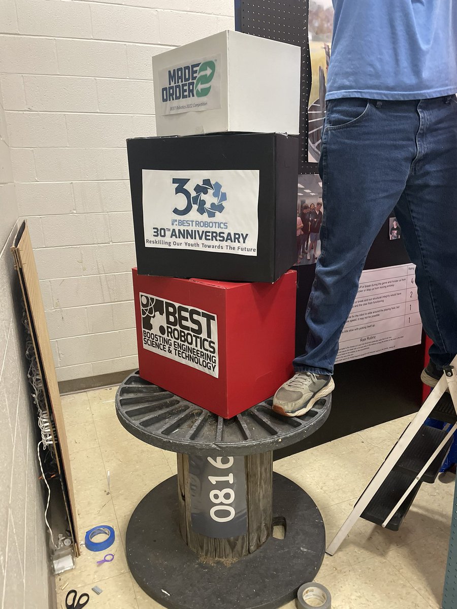 RaiderRobotics's tweet photo. Today’s the big day and we are ready! Go Raider Robotics, and good luck to the other teams! https://t.co/JHigm3hz4r