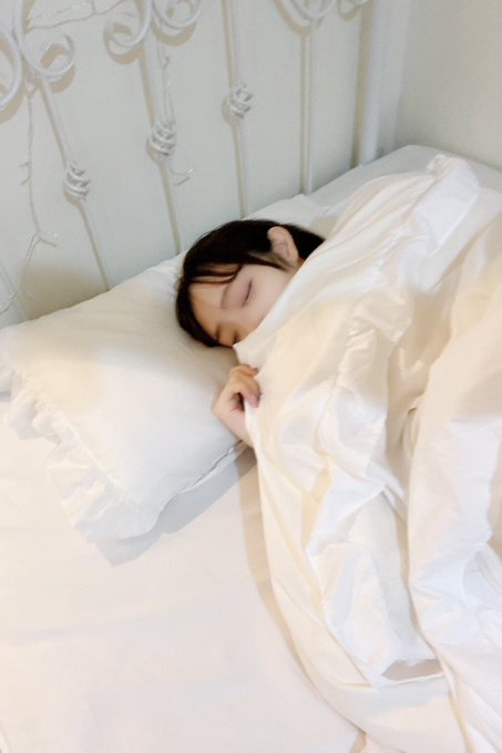 Would you like to take a peek at my sleeping face?  #instagood #amazing #cat #kitty #cute #ukraine  #europe<a href="/tag/instagood"class="tags"><span>#instagood</span></a><a href="/tag/cute"class="tags"><span>#cute</span></a><a href="/tag/girl"class="tags"><span>#girl</span></a><a href="/tag/kitty"class="tags"><span>#kitty</span></a><a href="/tag/style"class="tags"><span>#style</span></a><a href="/tag/amazing"class="tags"><span>#amazing</span></a>