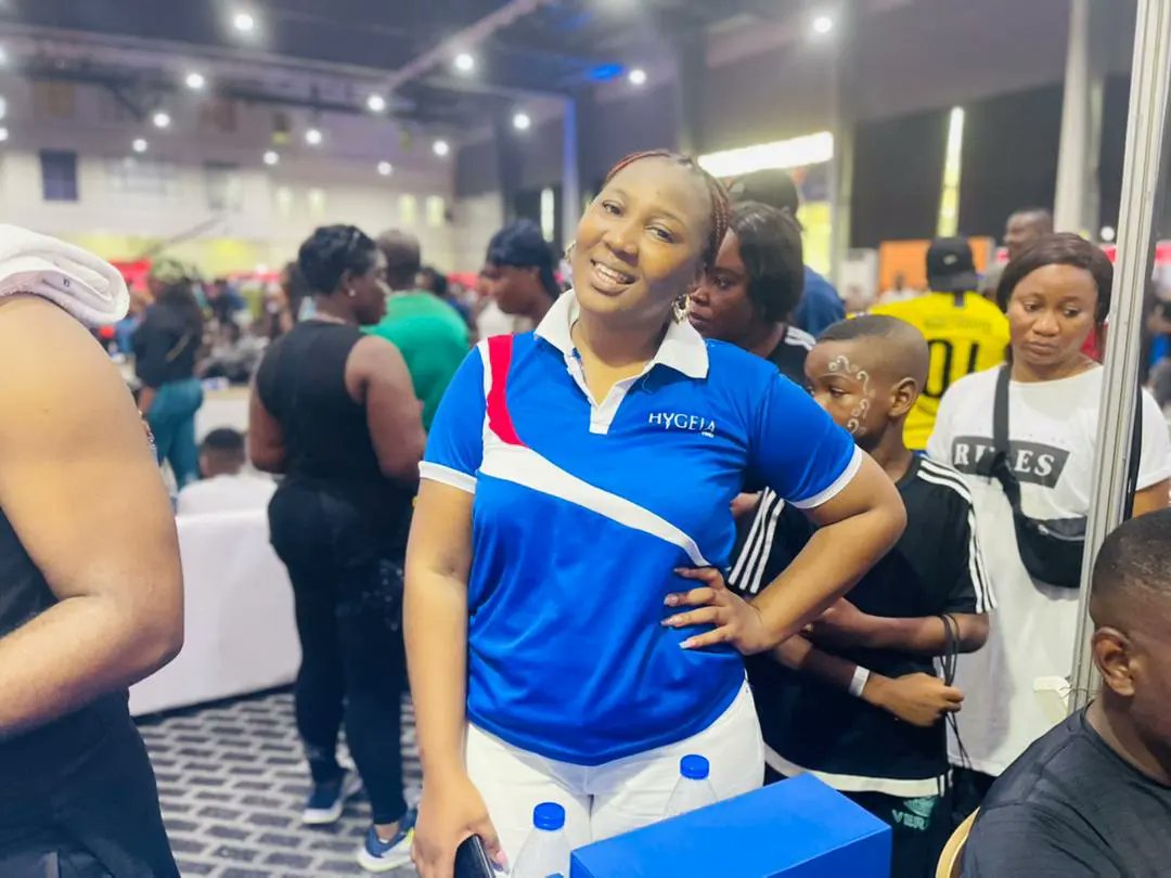 HygeiaHMO_'s tweet photo. Taking a break from working out, we decided to show you some of our beautiful #HumansOfHygeiaHMO
Swipe left to see amazing faces, and try to caption the last image π
#Fit2Live
#NeverStop
#hygeiahmo
#healthInsurance https://t.co/5JIvzxYPej