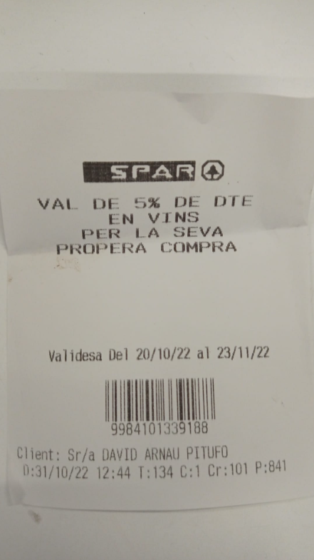 davidabadu's tweet photo. Hola, @SparEspanola. Soc el vostre client David Arnau Barrufet. Trobo que un 5% de descompte per accedir a canviar-me el cognom matern és molt poc. La meva mare no m'ho perdonaria. A partir d'un 25% en podríem parlar. https://t.co/8ogAakS2O4