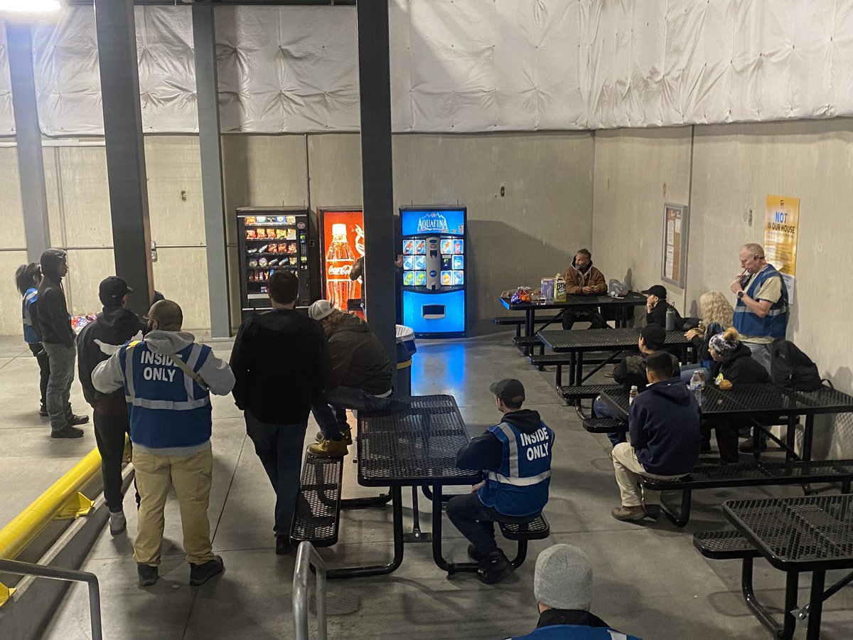 New Hire Huddle!!!🏅 #UPSERS #UPS #Safetyfirst