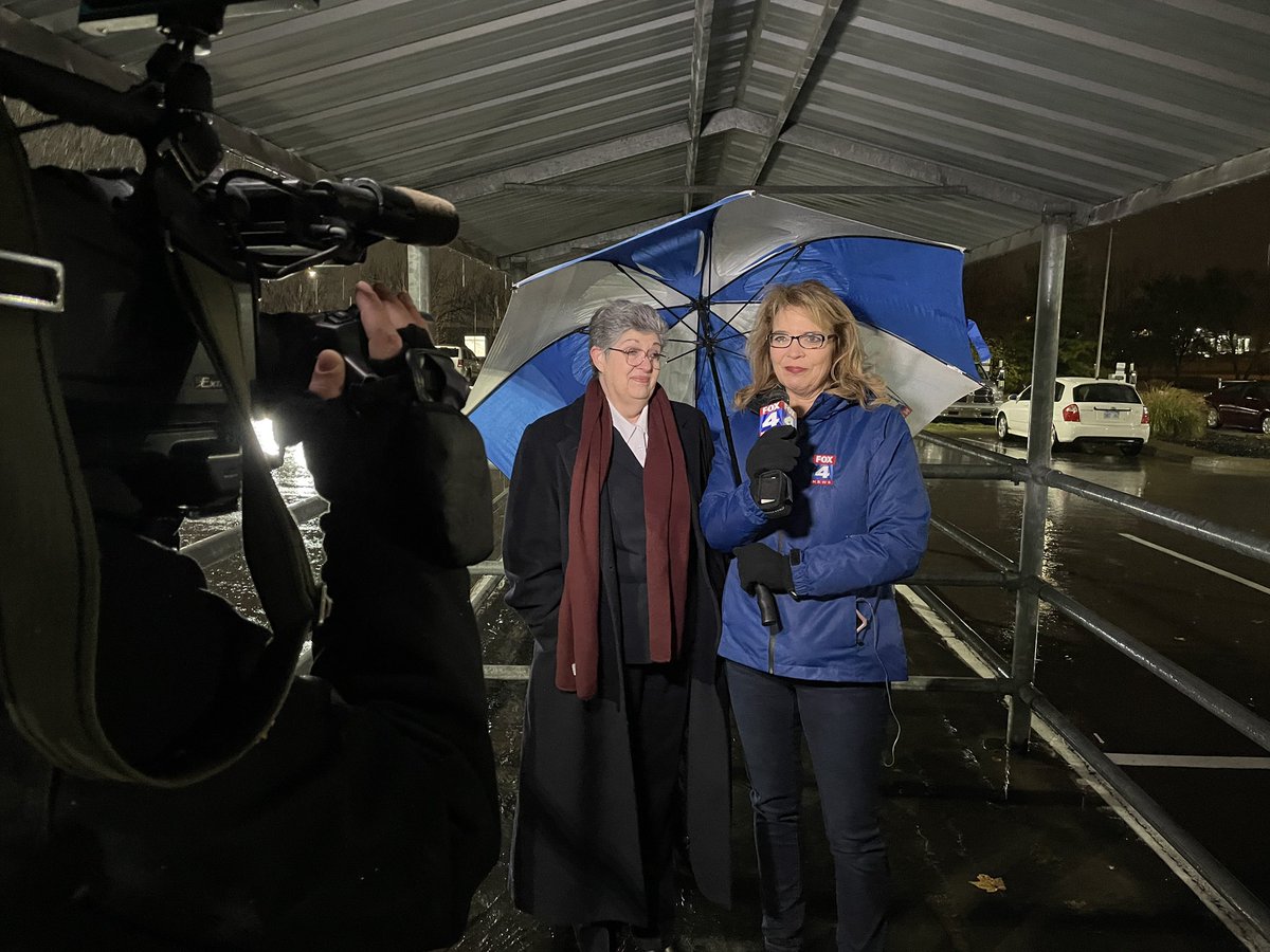 ProjectWarmthKC's tweet photo. If this weather is making you feel old, imagine how folks without a winter coat must feel. We’re at the Lenexa Sam’s Club with @fox4kc previewing Donation Day. https://t.co/5q8tzppbkR