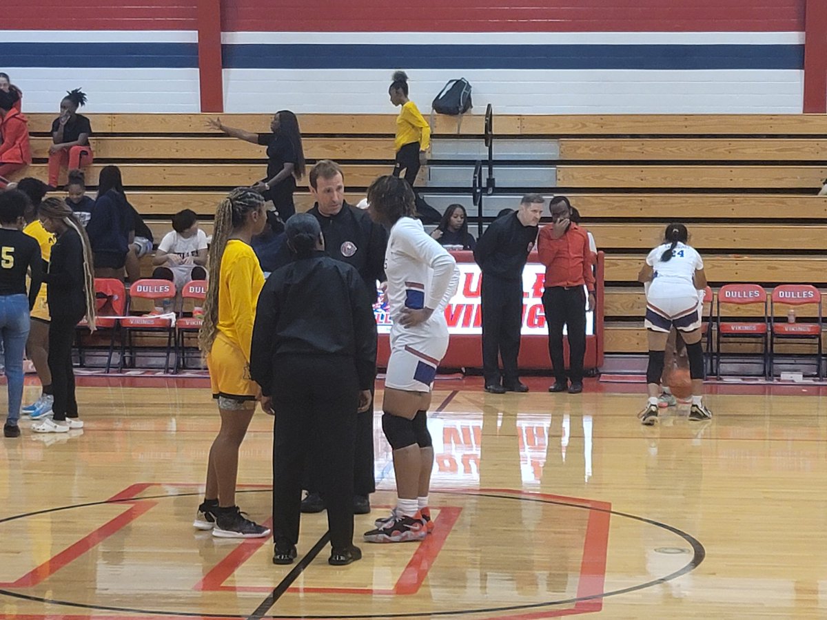mssamyka's tweet photo. Good win at the season opener @DullesGBB
❤️🏀❤️ #myboo and #myboos https://t.co/d9dSufCFY5