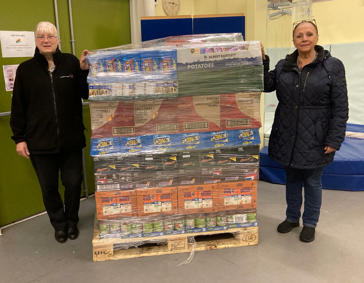 theaaazone's tweet photo. A HUGE thank you to @IFoodbanks for your wonderful donation to the #AAA Food Bank which supports an increasing number of families and individuals each week! Your continued kindness and support really does make a real difference to #Newhams most vulnerable families! #togetherwecan https://t.co/tFraGjlg3y