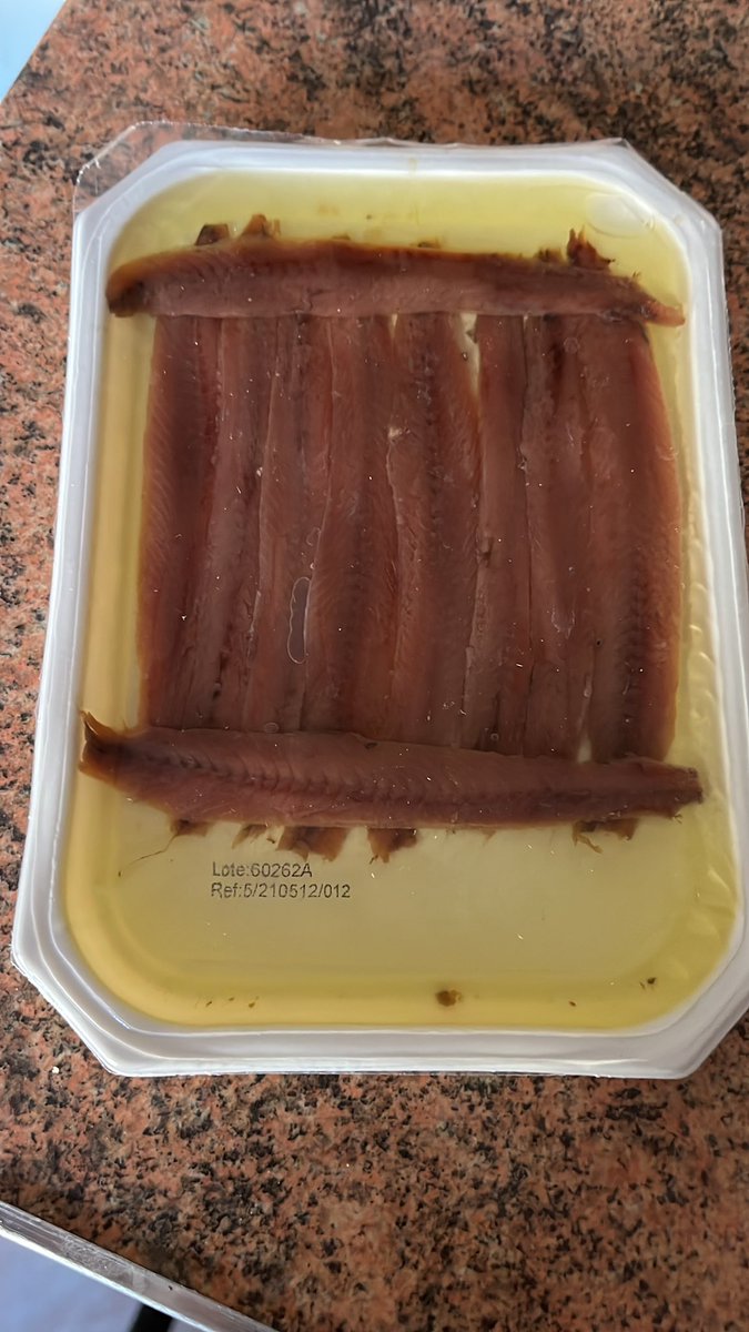 el_plasen's tweet photo. @ConservasOrtiz esto roza la publicidad engañosa, la estafa o similar. Seguro que hay un concepto legal para esto. https://t.co/2iUn3v10LH