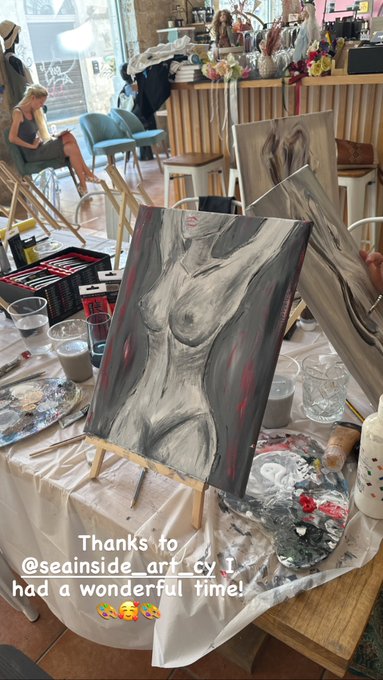 Trying something new:) I think drawing naked ladies is my thing😁 https://t.co/RH4CdlZci6<a href="/tag/clip"class="tags"><span>#clip</span></a>