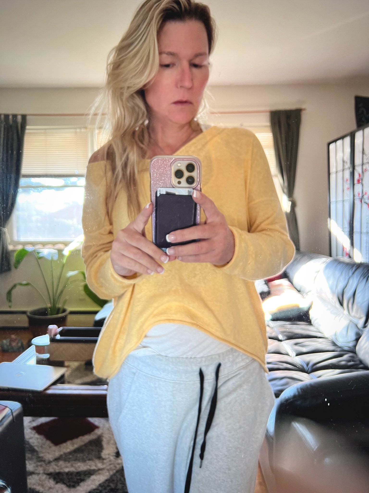 TS Summer Avery 🖤 🏳️‍⚧️ on Twitter: "Would you snuggle her before