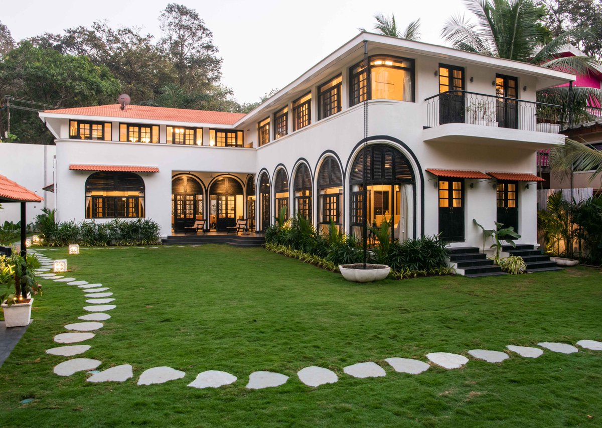 stay_bindass's tweet photo. We think you definitely need a break!
Come rejuvenate with us and break all the rules this weekend...

#vacation #staybindass #vacationvibes #vacationingoa #luxuriousstay #luxuryhomes #goa #staycation https://t.co/krCSNIYzWq