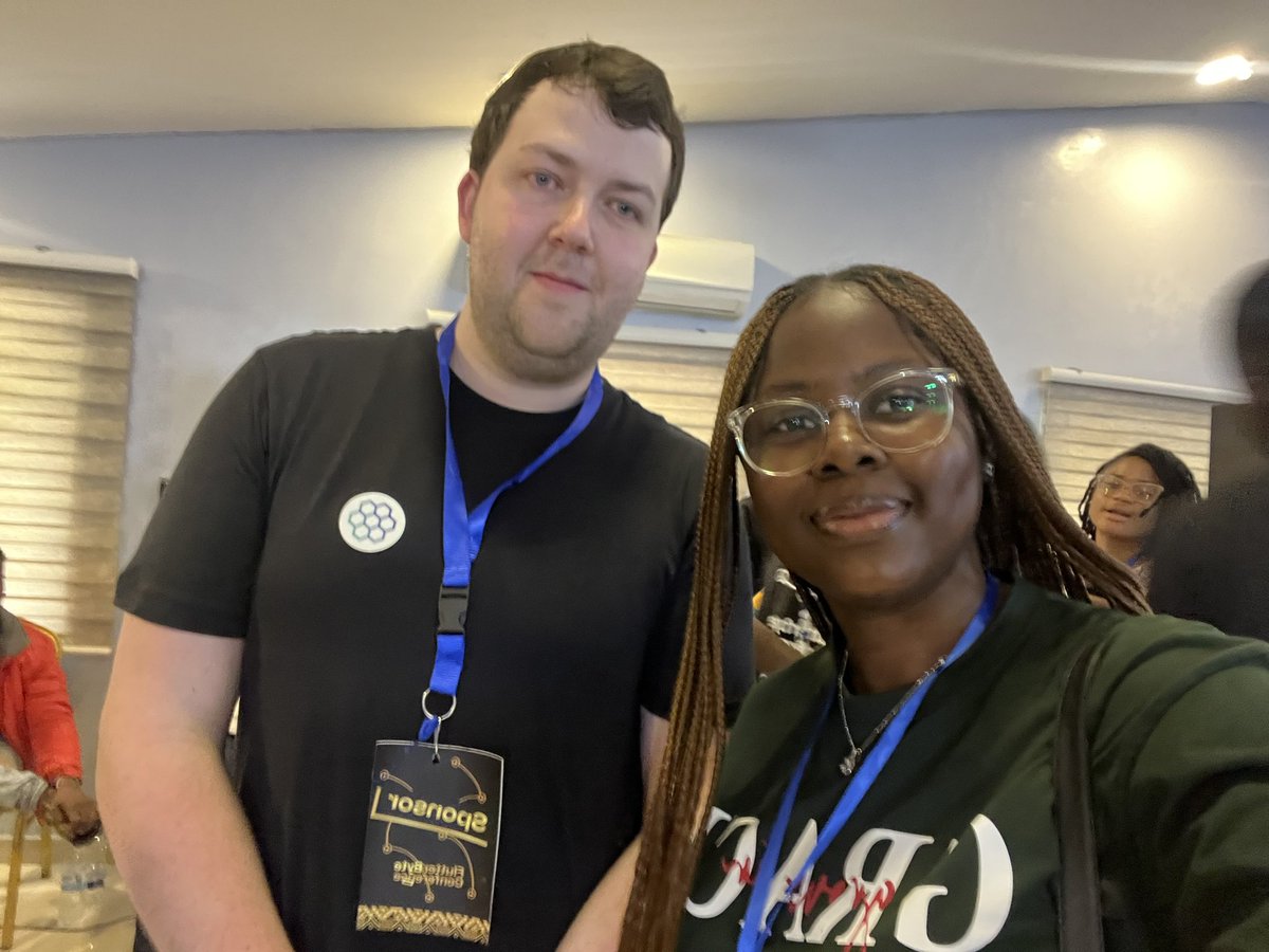 deborahmo_'s tweet photo. really great meeting @mikediarmid in person!😊
@invertaseio 

#Flutterbytesconf22
#FBC22
@flutterbyteconf https://t.co/Kle5lKueZk