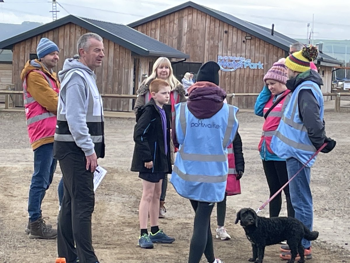 debbiej62439918's tweet photo. ⁦@NYWPparkrun⁩ 💕a lovely remember remember 5th November morning before the fireworks 💥 ⁦later 😁😂and a few #walkwithjoe⁩ from afar friends ⁦@LoveNorthYorks1⁩ As always fabulous a big 👍 to all walkers, runners, volunteers, supporters etc🙏⁦@parkrunUK⁩ https://t.co/MPtONfIWg1