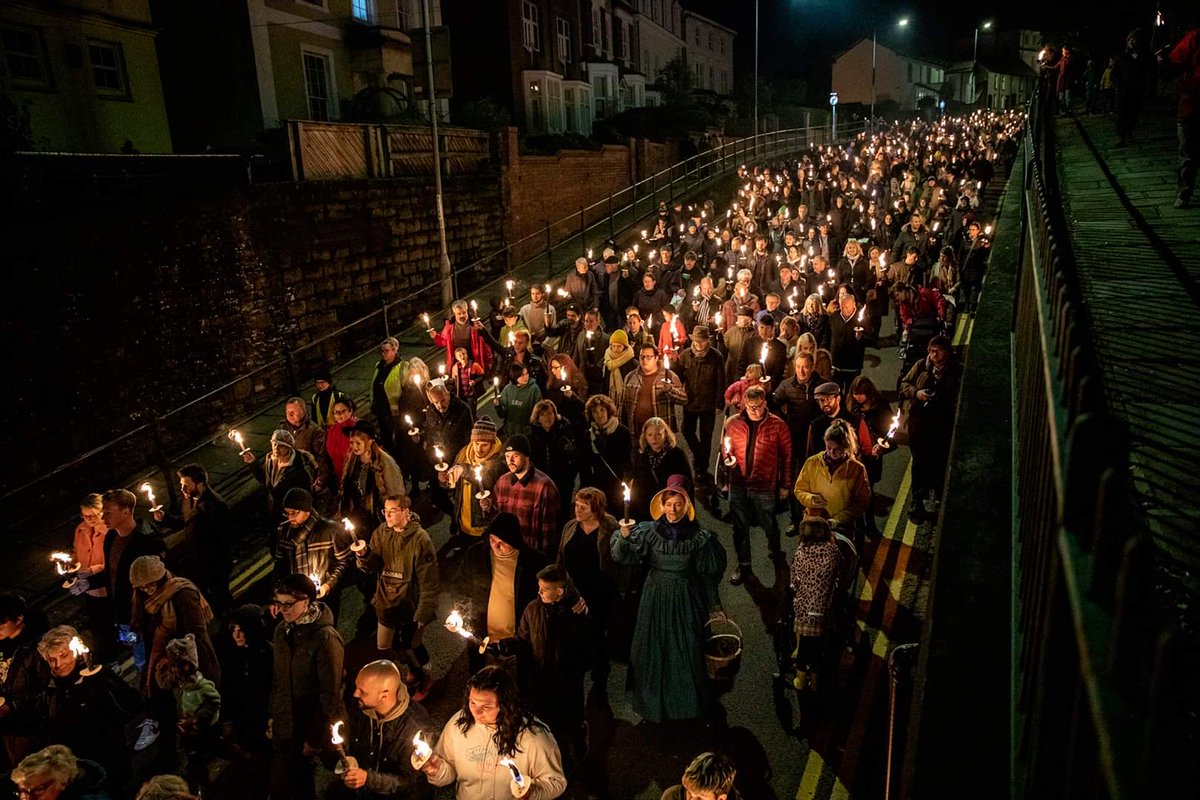 Fantastic photos from yesterday's Torch lit march in the footsteps of the Chartists on the 183rd anniversary Plenty more to come from Newport Rising Festival including all day punk-fest at the @westgatehotelNP today. Check newportrising.co.uk Photos by @kamila_j_photo