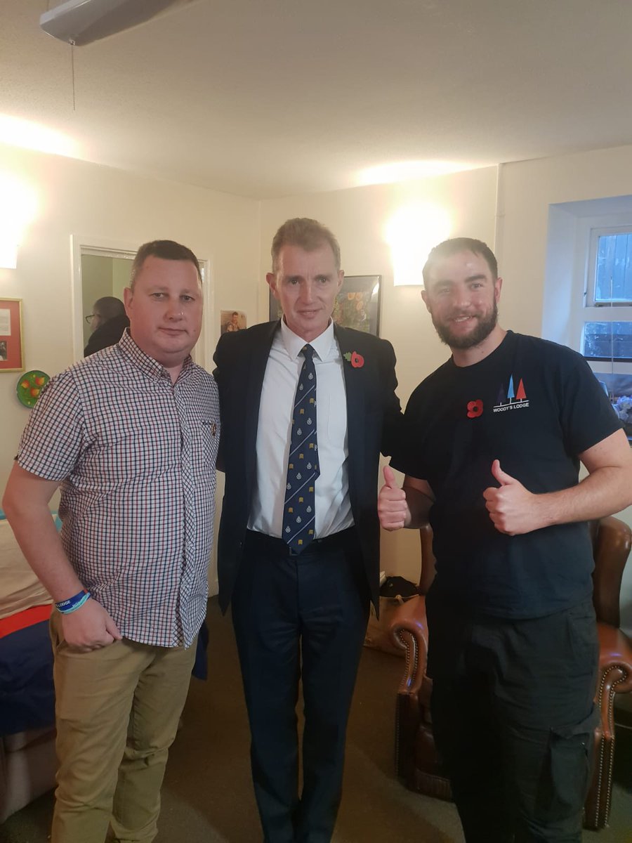H4V_Alabare's tweet photo. Mark Clayton and Rhys Williams met the Secretary of State for Wales, David Davies MP. They discussed their service and the problems they had when leaving. They also discussed the support from #BOTG and Woody's Lodge. 
@DavidTCDavies @UKGovWales @woodys_Lodge #veterans https://t.co/U0Y0C3K7UK
