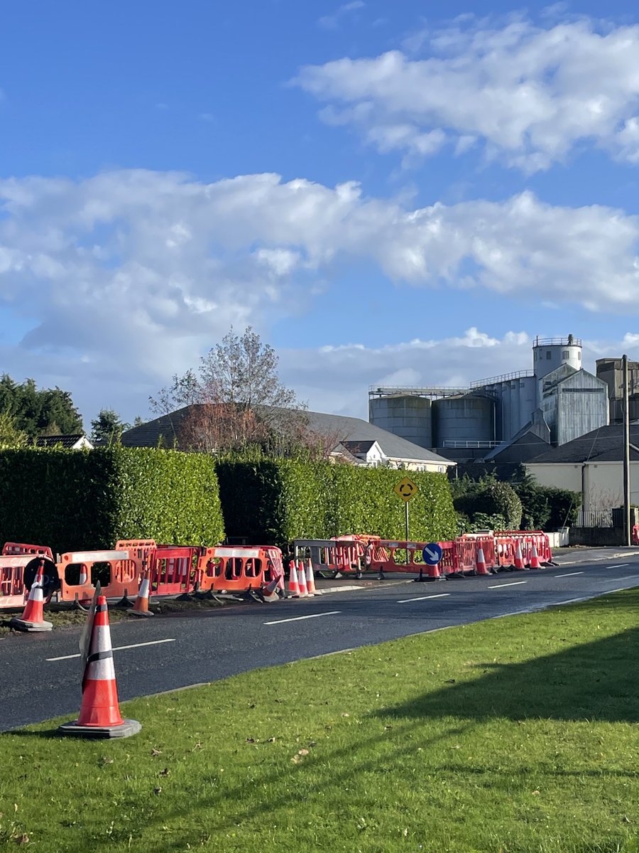 ⁦<a href="/LaoisCouncil/">Laois County Council</a>⁩, while I appreciated the path being improved on Canal Road Portarlington there is no pedestrian management system in place and pedestrian are left to walk into oncoming traffic.