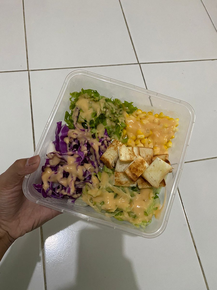 saladyuk's tweet photo. Yuk yang mau salad sayur Jogja bisa chat kami yaa!🤟🏻 #saladsayur #saladjogja #zonabu #zonaba #jogja https://t.co/RzpThWzHnK