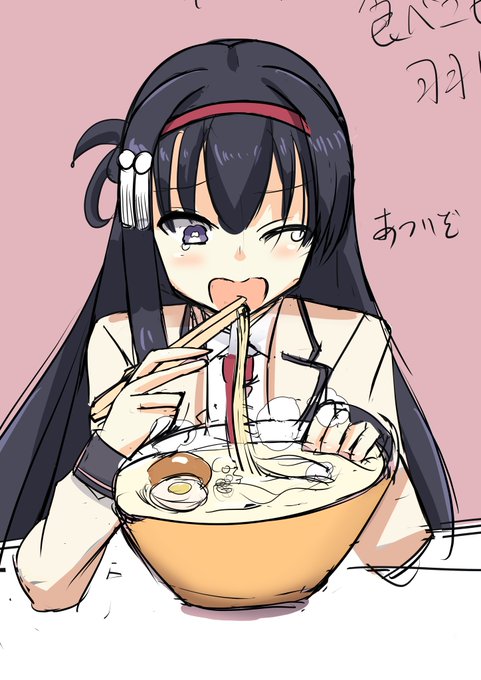 ラーメンを食べる羽月ちゃん🍜
ラーメン流行ってる?のでつい 