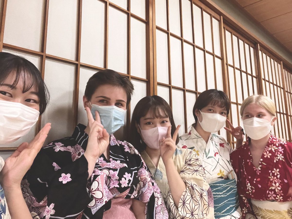 keio_nihonbuyou's tweet photo. 11月5日もお稽古頑張りました💪
本日は三田祭のリハーサル前最後のお稽古でした!みなさんとても熱心で、主体的に参加してくださり充実した時間となりました☺️
三田祭は11月20日、ミニステージ11:00~11:30、メインステージ14:40~15:05の日程で参加します!皆さん是非ご観覧下さい!
#mitasai #keio https://t.co/fMPoNLDLKy