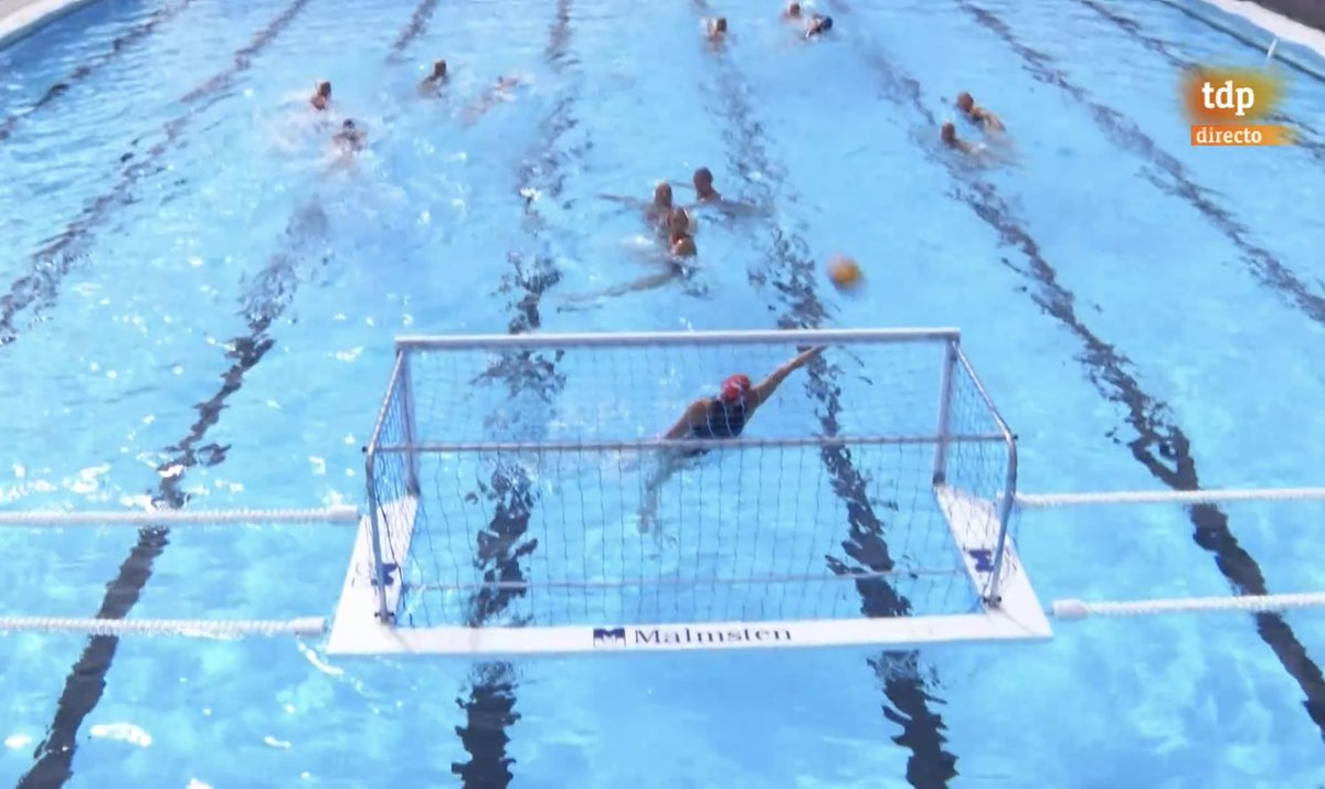 PipeOlimpico's tweet photo. #Waterpolo #LigaMundial 🚺#Superfinal2022 🇪🇸

Semis
@SpainWpFem🇪🇸 ¡¡A LA FINAAAAL!!
Ganan 14-10 a Países Bajos🇳🇱

➡️Otro gran partido de las chicas
😳Golazos de vaselina de Judith Forca (el primero en 3ª y 4ª📸) y paradones de Martina Terré 

📆Mañana Final 🆚 HUN🇭🇺 o USA🇺🇸14:40h https://t.co/DKxVPmmEjX