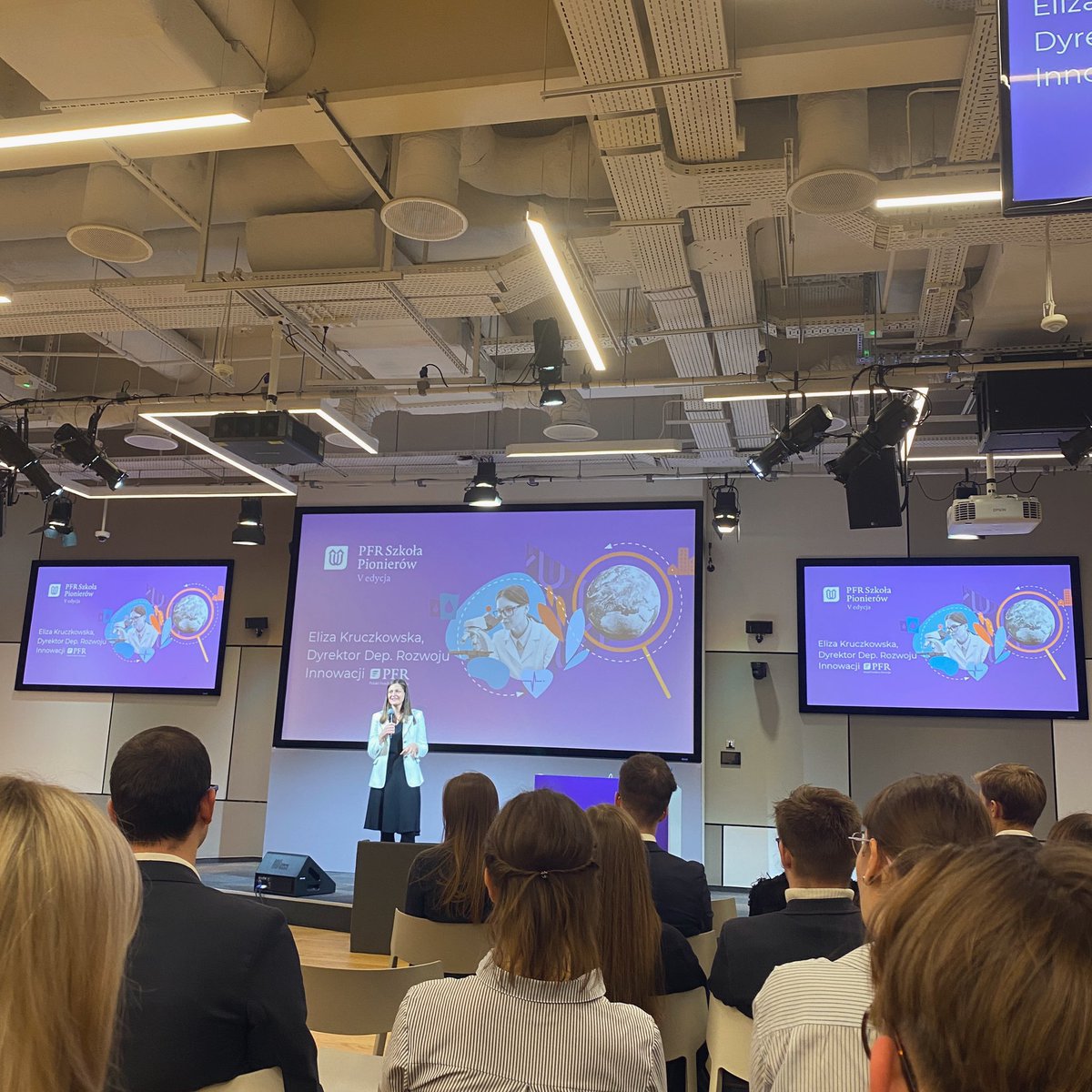 Yesterday's final of the #SchoolofPioneers by @Grupa_PFR <a href="/PFRInnowacje/">PFR Innowacje</a> 👏