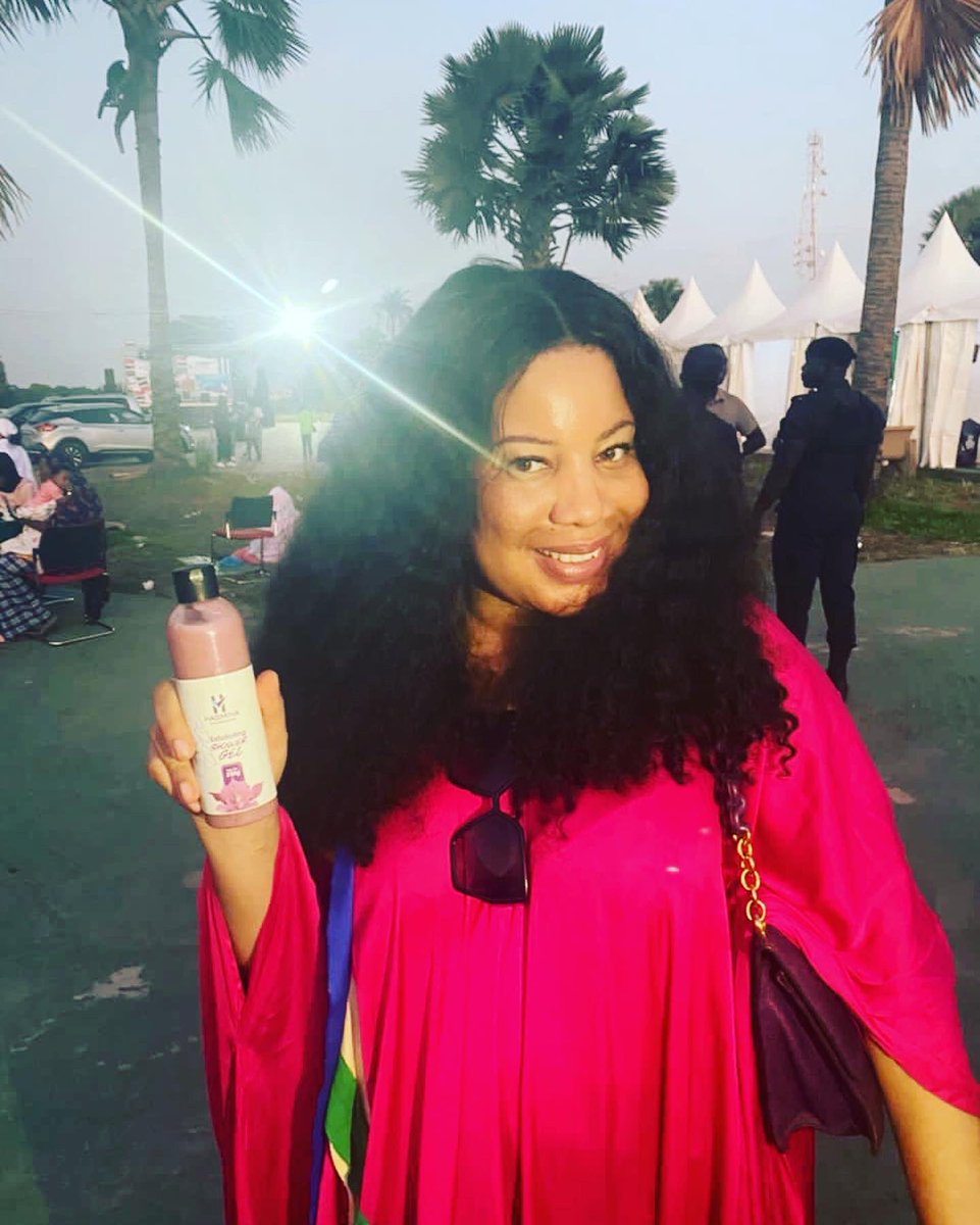 hasmina_more's tweet photo. At The Gambia- Nigeria MSME Exhibition 2022 with Nollywood superstars @monalisacode @francis.duru . https://t.co/7s8sbTJDIU