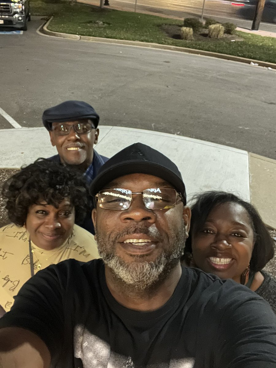 aimImagine's tweet photo. I’m so black to have my dad. This outing was a long time coming and I’m glad we made it happen. #lovelove #pricelessmemories https://t.co/WvEsL34XJQ