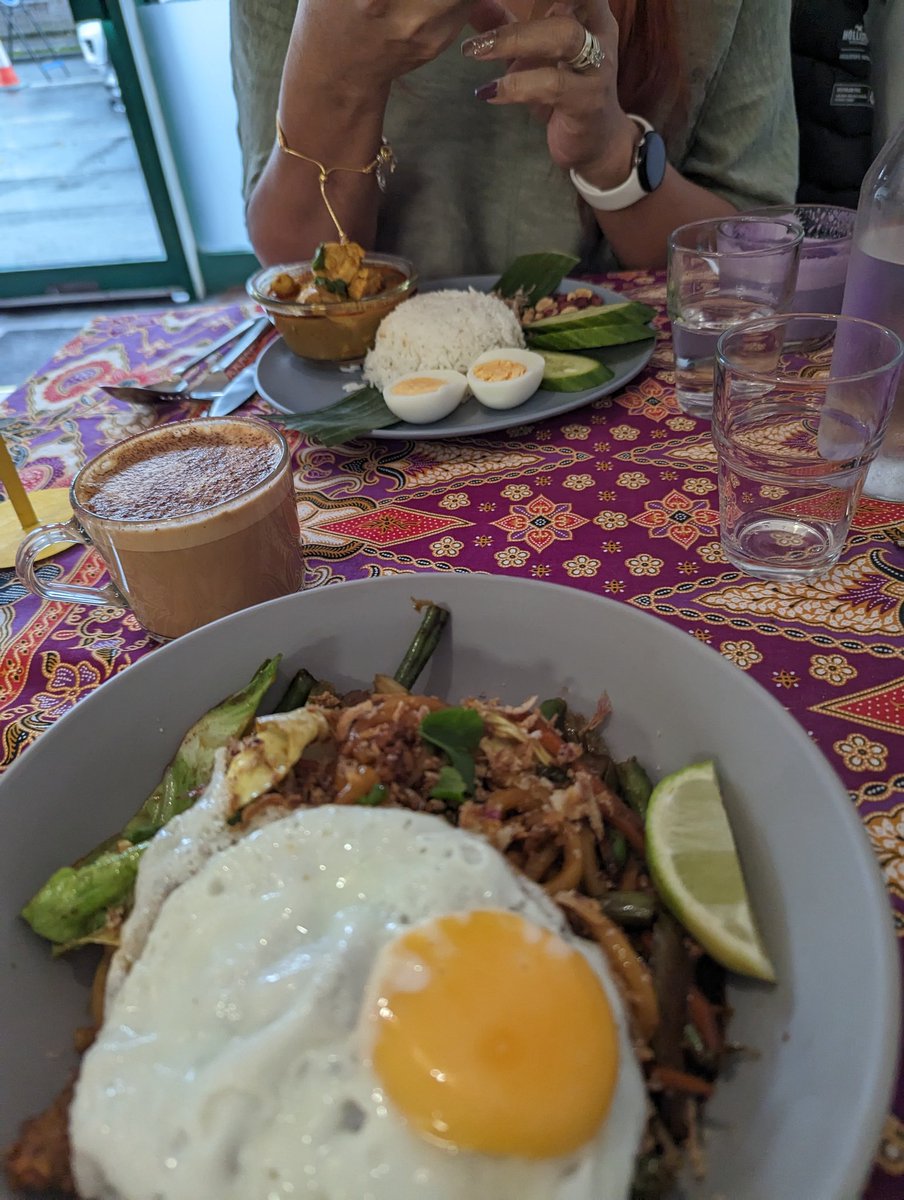 KevOfMancunia's tweet photo. Asian lunch in fab #yeslah #didsbury. Mica loving purple ube latte https://t.co/bkXfROMR6C