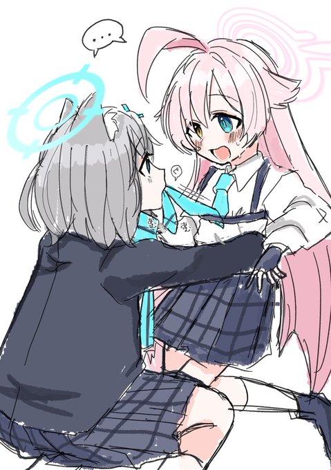ネクタイ食べられちゃってるシロホシ 