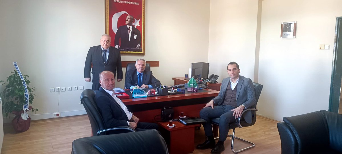 Pazar İlçesinde Pazar Kaymakamı Mehmet Miraç Demir, Kaymakamlık yazı işleri müdürü İlhan Demircan ve Pazar Malmüdürü Bekir Uzun ile üyelerimizi yönetim kurulu ile birlikte ziyaretlerde bulunduk.