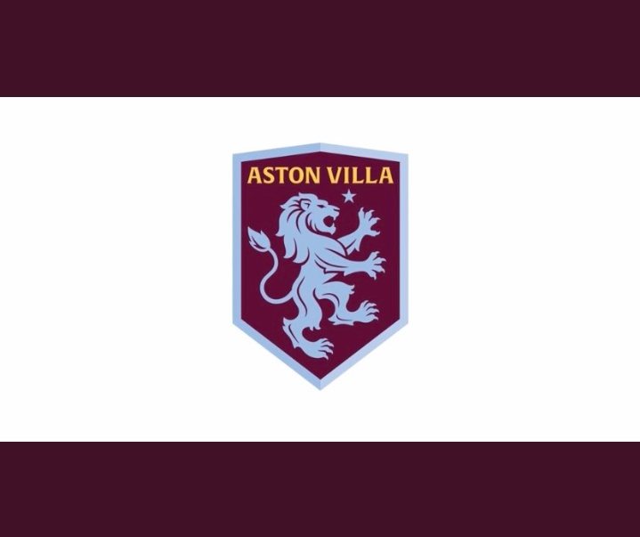 LeonCook22's tweet photo. @FootyAccums The one on the right 👍🏻 https://t.co/XBvLvMBUlU
