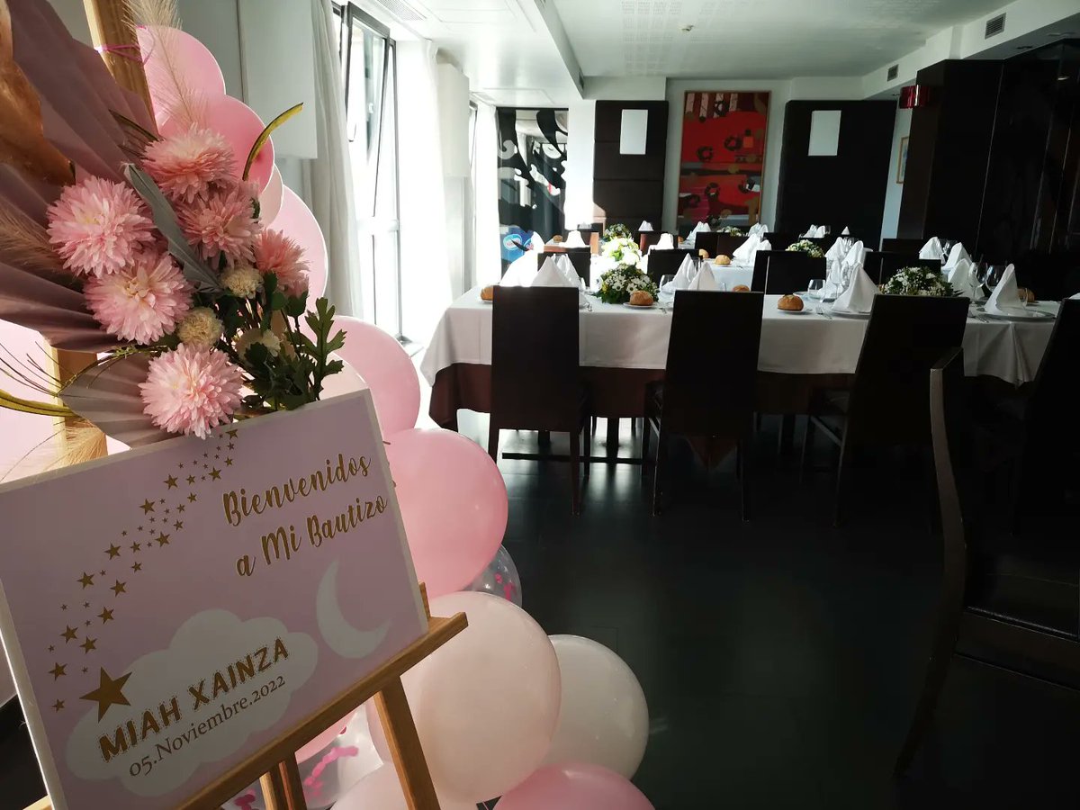 HotelCarril's tweet photo. "Momentos inolvidables en Hotel Carril &amp; Restaurante Plácido"

" Bienvenidos a mi bautizo" MIAH XAINZA
.
Gracias por hacernos cómplices en un día tan especial .

Información &amp; Reservas ☎ 986 511 507 👉 https://t.co/qydmRxk1aE
#Eventos│#Celebraciones │#SienteCarril │ https://t.co/JGIhe4NoPY