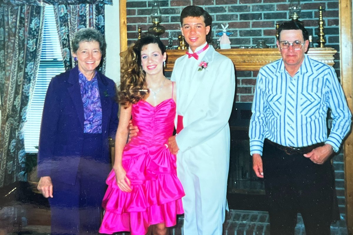 Newson242's tweet image. #mikejr #liz #rowden #senior #prom with #ruth &amp;amp; #harold